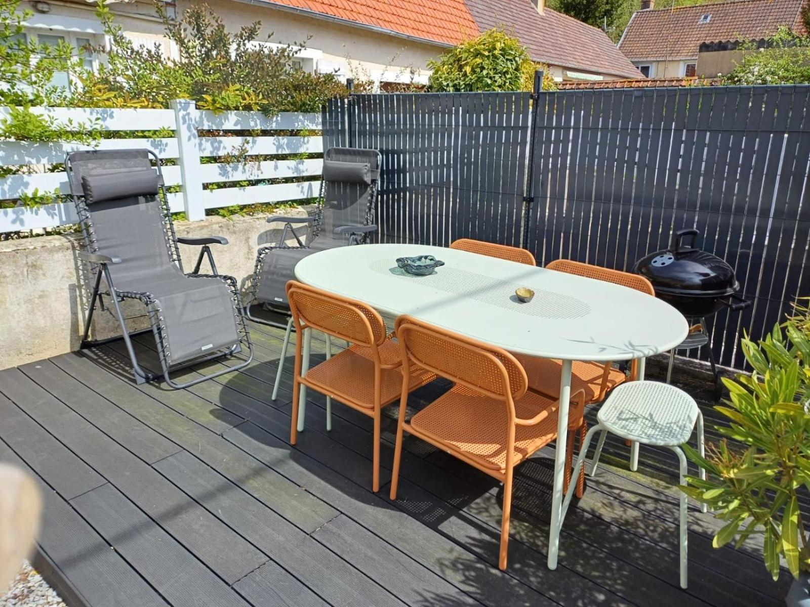 Agréable maison 3* en bord de mer Dieppe Exterior foto